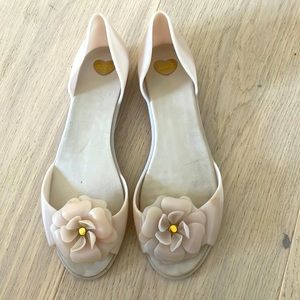 Melissa flat sandals